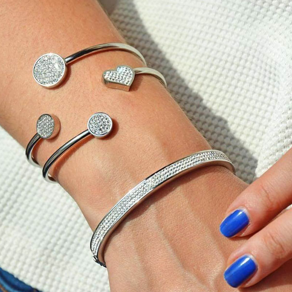 PULSEIRA LOTUS, AÇO